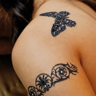 Summer best tattoo by Ines de Castilho Paris #bijouxdepeau #sensitiveskinjewellery #bijouxcreateur