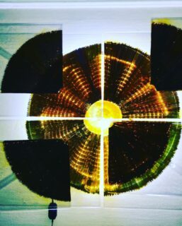 #art #geometricart #lightartist #lightandspaceart #lightartist #inesdecastilho #artistinparis 
#artistoninstagram
#artinparis
#womanartiste 
#galeriedart #contemporaryart #artshopping #bardecoration #decobar #decorresto #artcomtemporain #salondautomne #artgallery #maisonetjardin #interiorarchitectdubai
￼