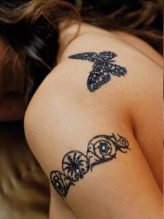 The world’s finest skin jewellery by INES DE CASTILHO Paris - Self-Adhesive and Hypoallergenic Tattoo #bijouxdepeauxéphémères #bijouxdepeaumariage #bijouxdepeau #bijouxdepeaurepositionnable #bijoux #bijouxdepeaurepositionnables #bijouxdepeauéphémères #bijoudepeaux #bijouxdepeaumparis #bijouxdepeautepositionnables #bijouxdepeaudexception #beauxbijoux #adhesifeyelinerance #skinjewels #tattoo #skinjewelry #tattoos #fashion #viralpage #sexy #paris #girls #lingeriedesigner  #fashion #mode